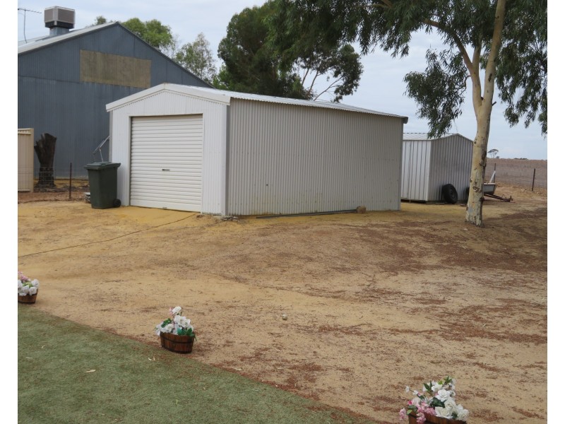 Lot 2, 3 Goldfields Road, Dowerin WA 6461