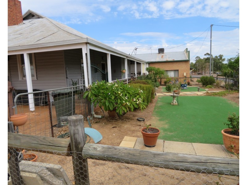 Lot 2, 3 Goldfields Road, Dowerin WA 6461