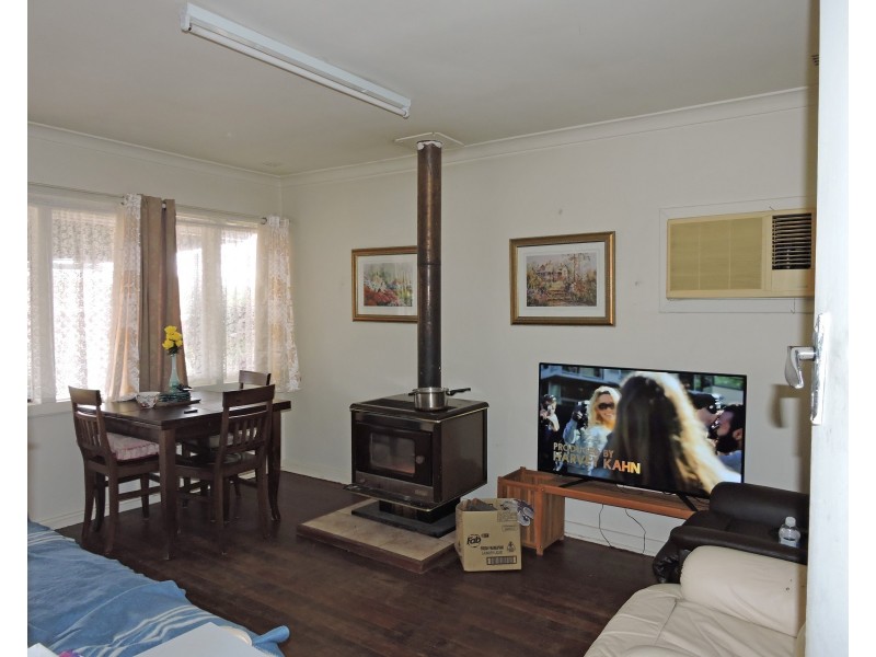 38 caroling road, Quairading WA 6383