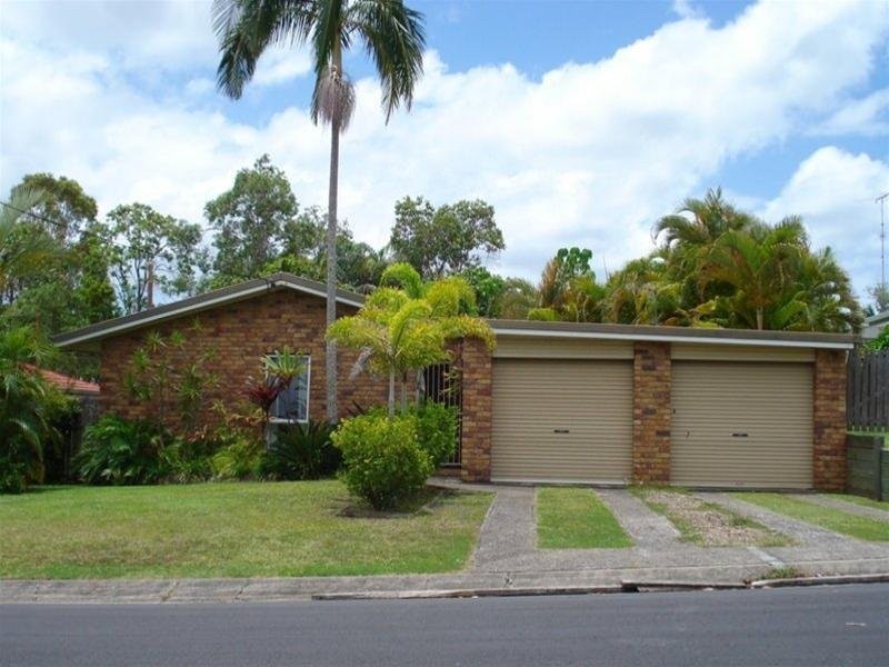 8 Linksland St, Tewantin QLD 4565