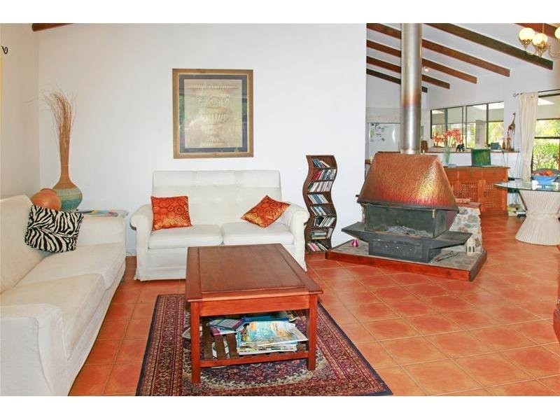 7A Jirrima Crescent, Cooroibah QLD 4565