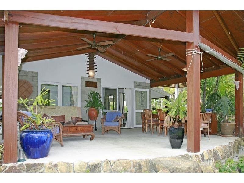 7A Jirrima Crescent, Cooroibah QLD 4565