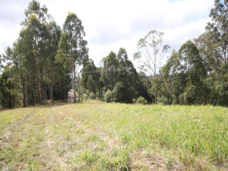 1 Spitfire Lane, Cooroy QLD 4563
