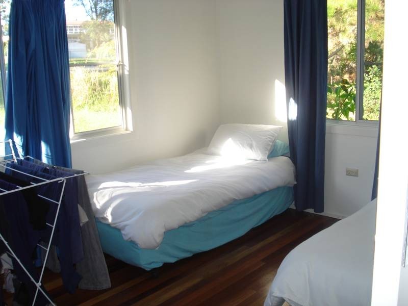 25 Poinciana Ave, Tewantin QLD 4565