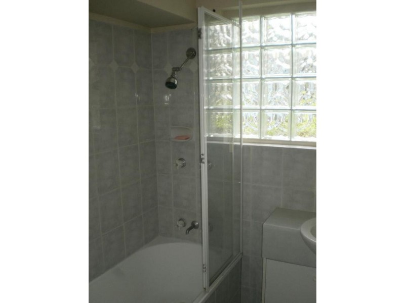 1/112 Hilton Tce, Noosaville QLD 4566