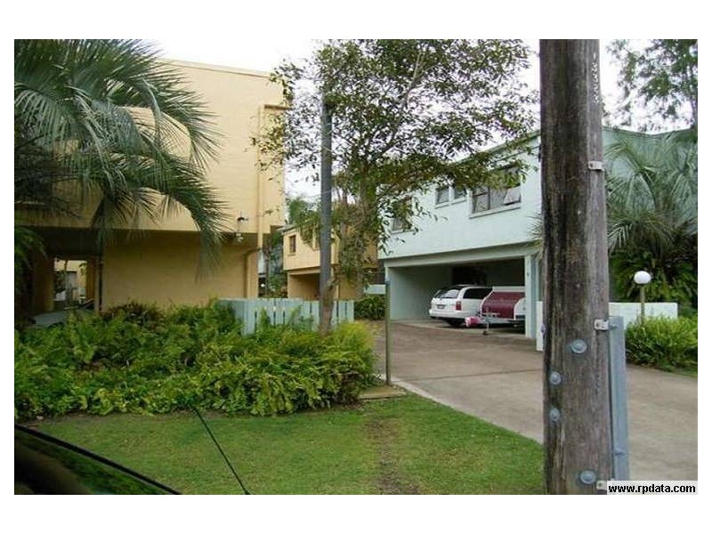3/6 Sydney Street, Noosaville QLD 4566