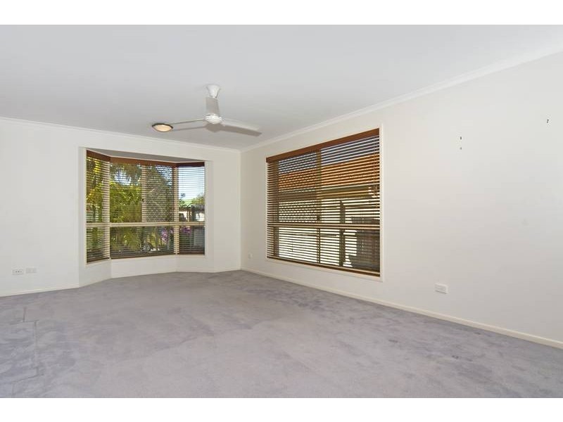 135 Outlook Drive, Tewantin QLD 4565