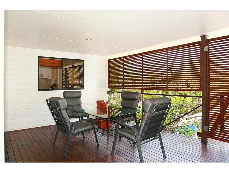 29 Coolah Place, Cooroibah QLD 4565