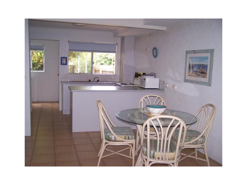 1/5 Ann Street, Noosaville QLD 4566