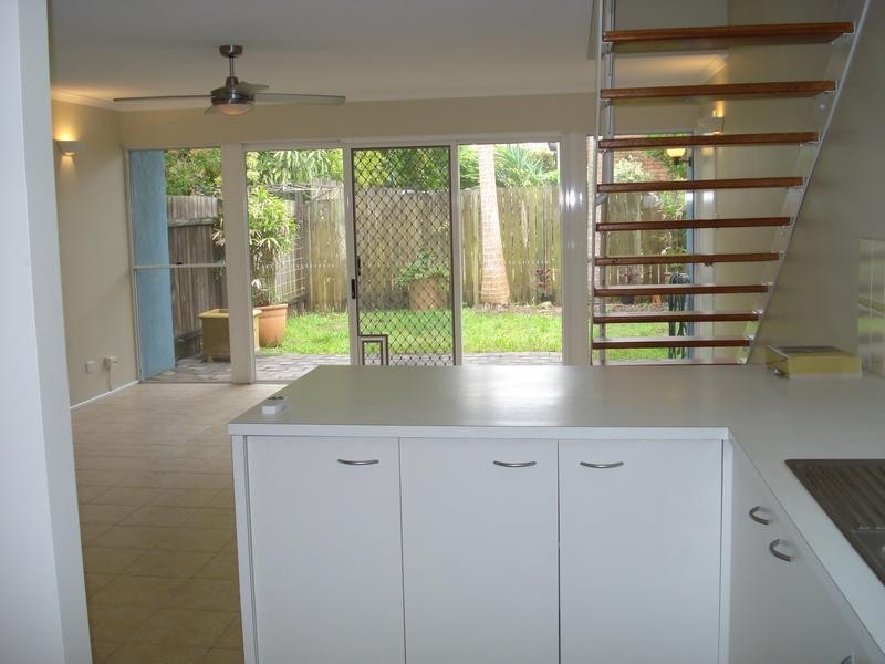 4/10 Doonella St, Tewantin QLD 4565