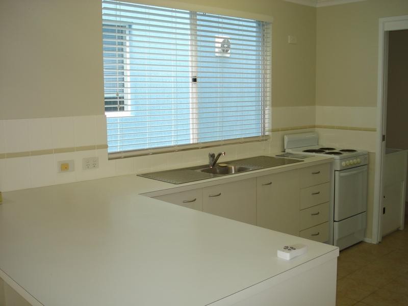 4/10 Doonella St, Tewantin QLD 4565