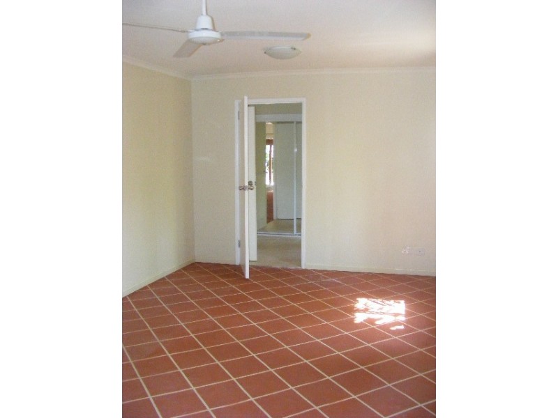 4 Laburnum Crescent, Noosaville QLD 4566