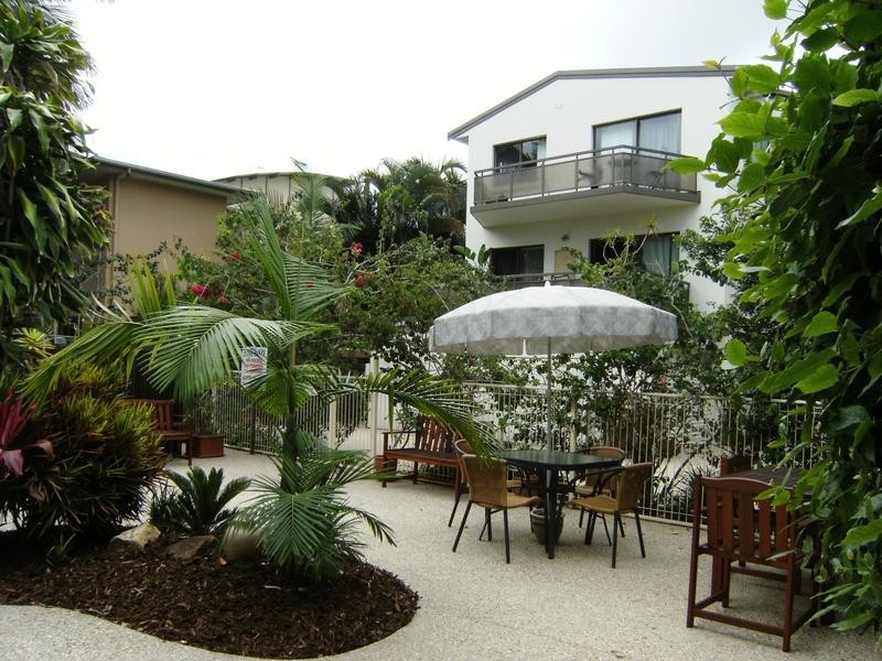 2/263 Gympie Terrace, Noosaville QLD 4566