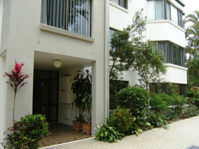 2/263 Gympie Terrace, Noosaville QLD 4566