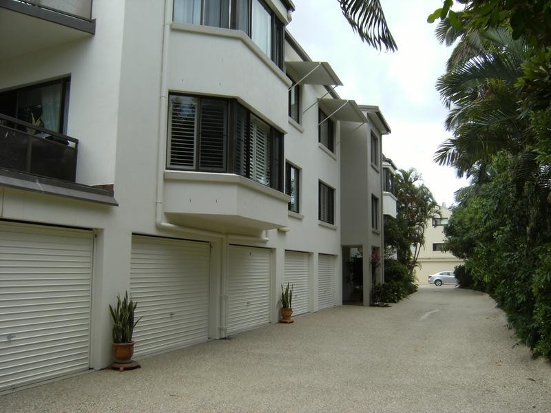 2/263 Gympie Terrace, Noosaville QLD 4566