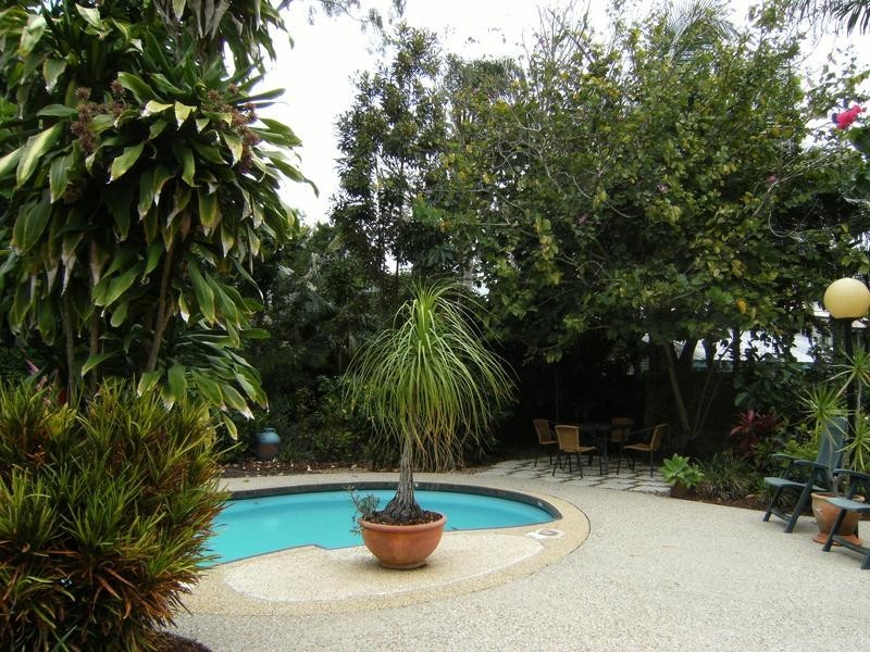 2/263 Gympie Terrace, Noosaville QLD 4566