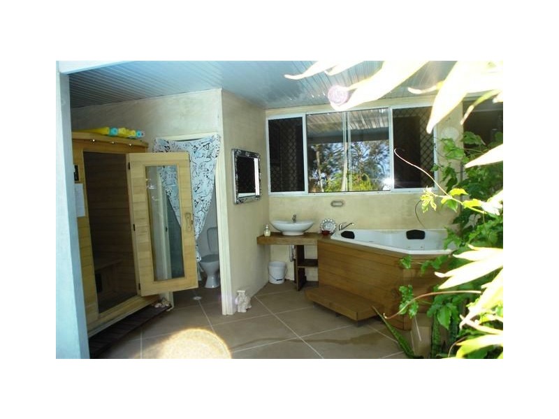 39 Morning Glory Drive, Cooroibah QLD 4565