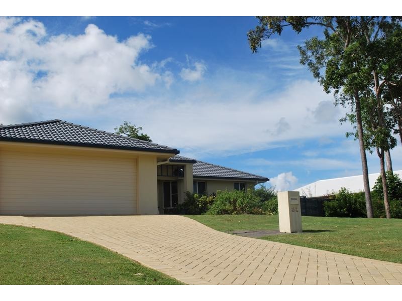 38 Cooroibah Cres, Tewantin QLD 4565