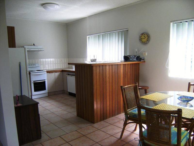 2/263 Gympie Terrace, Noosaville QLD 4566