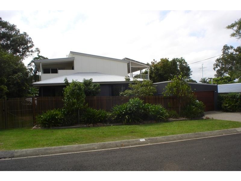 69 Ward St, Tewantin QLD 4565