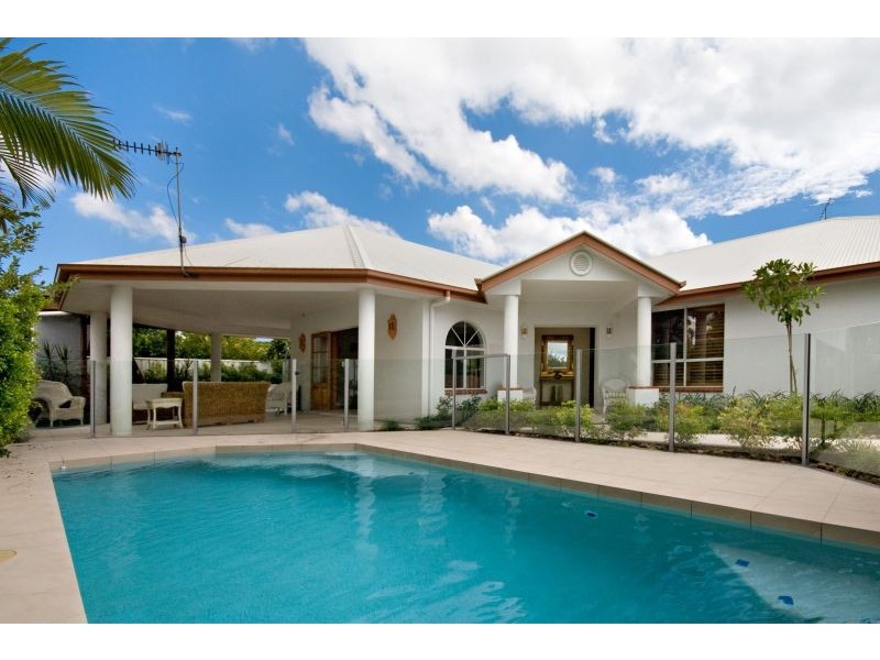 20 Muirfield Cres, Tewantin QLD 4565