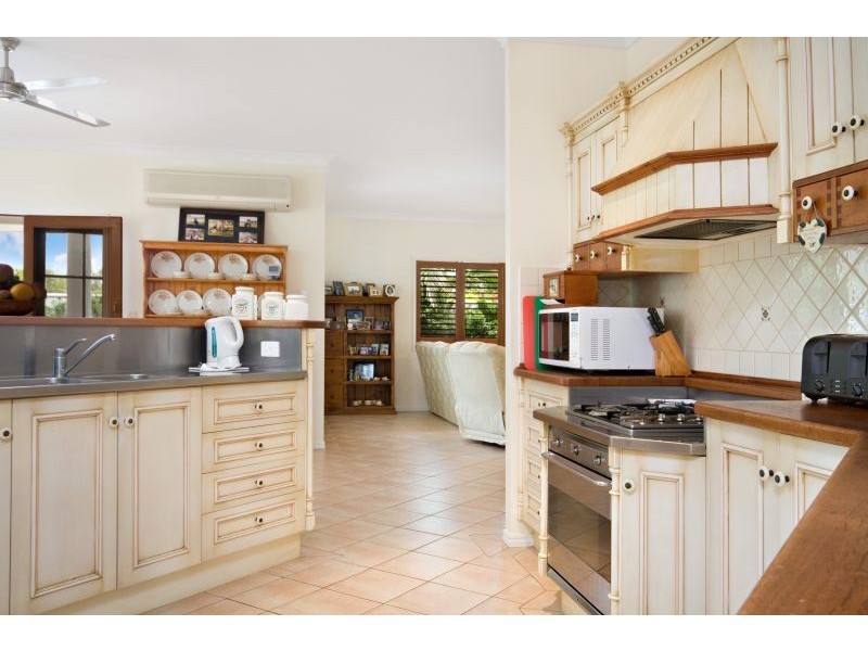 20 Muirfield Cres, Tewantin QLD 4565