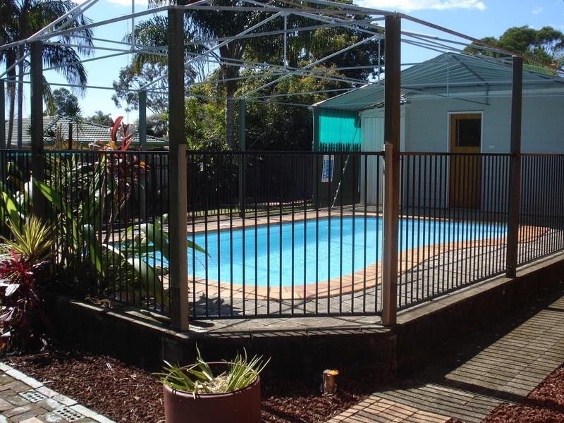 6 Niblick St, Tewantin QLD 4565