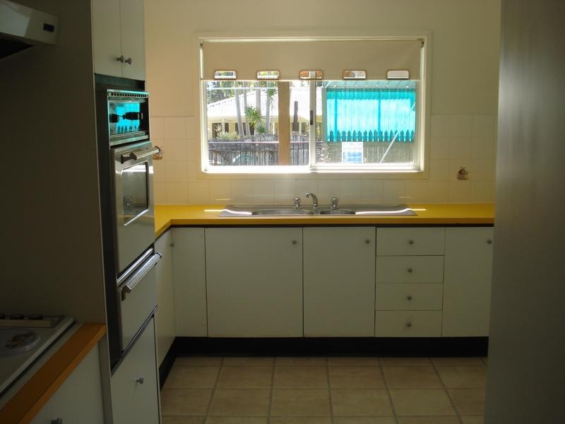 6 Niblick St, Tewantin QLD 4565