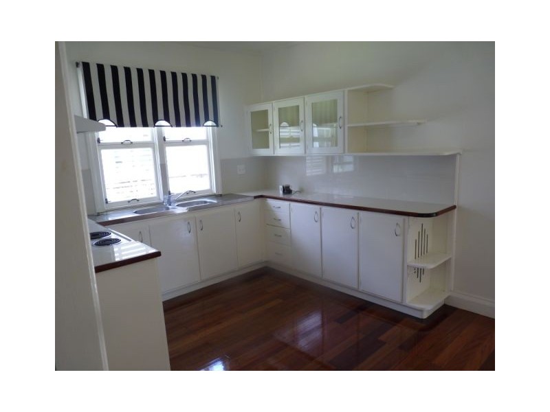 24 Hilton Tce, Tewantin QLD 4565