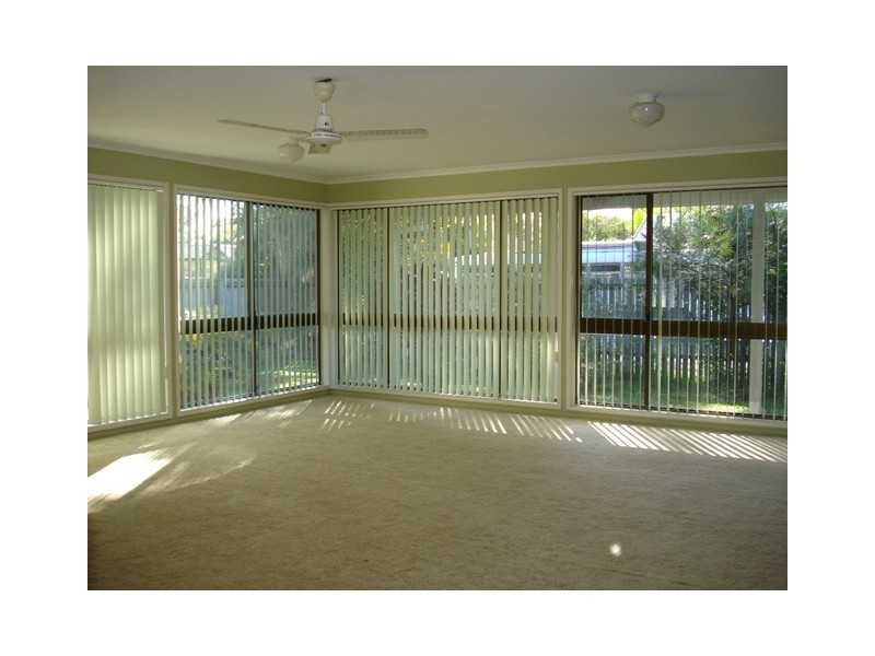 5 Swan St, Noosaville QLD 4566