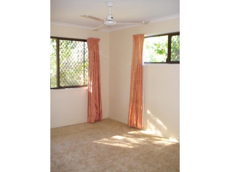 5 Swan St, Noosaville QLD 4566