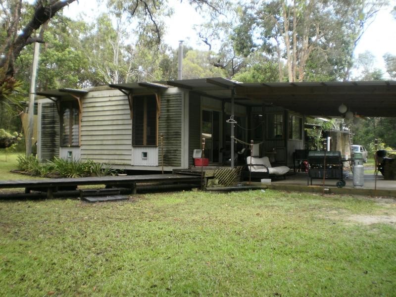721 McKinnon Dr, Cooroibah QLD 4565