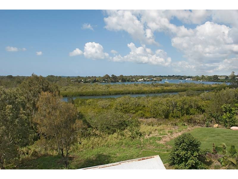 21 Myles Street, Tewantin QLD 4565