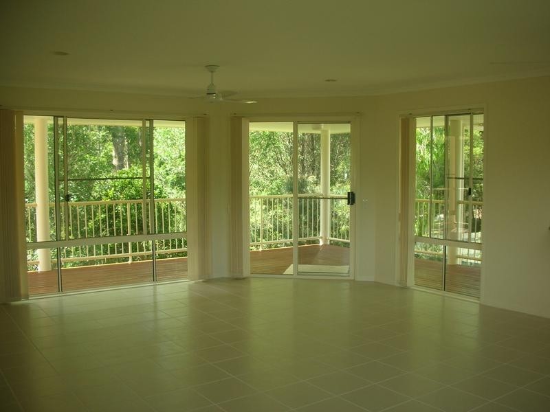 4 Driver Ct, Tewantin QLD 4565