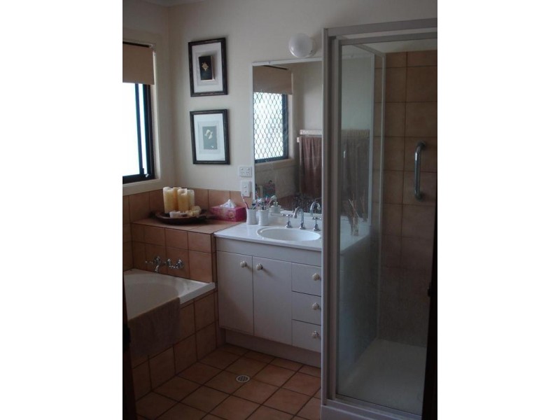 16 Stephen St, Tewantin QLD 4565