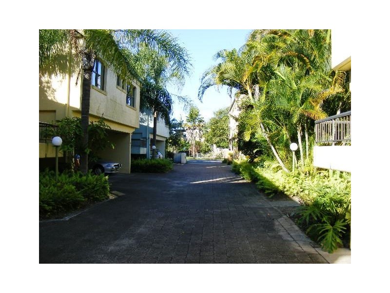 3/6 Sydney St, Tewantin QLD 4565