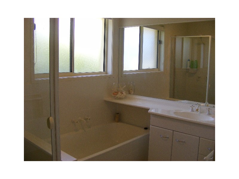 38 Cooroibah Cres, Tewantin QLD 4565