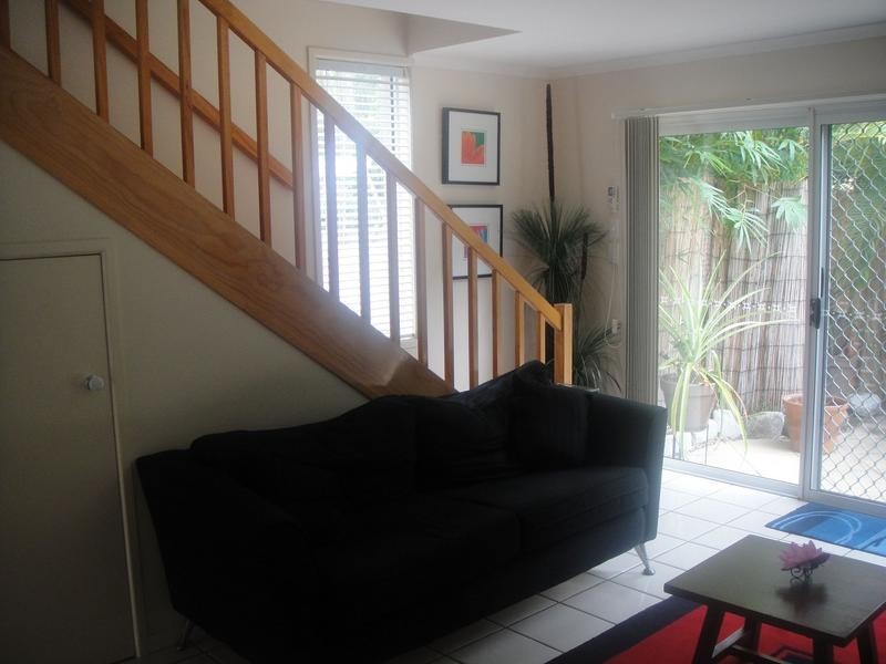 1/12 James St, Noosaville QLD 4566