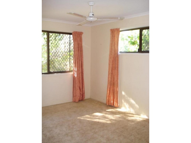 5 Swan St, Noosaville QLD 4566