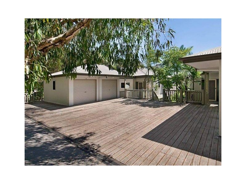 1/5 Katharina St, Noosa Heads QLD 4567