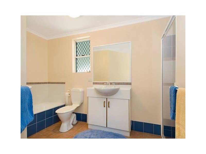 1/5 Katharina St, Noosa Heads QLD 4567