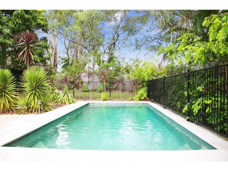 94 Moorindil St, Tewantin QLD 4565