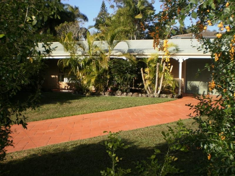 2 Outlook Dr, Tewantin QLD 4565