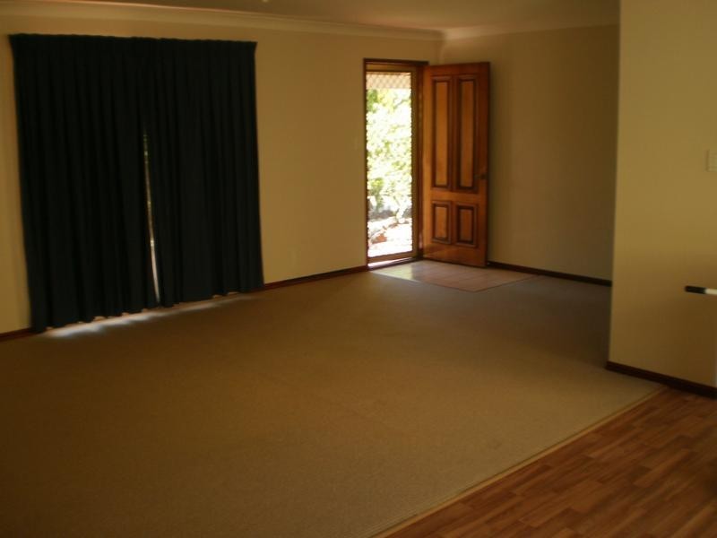 2 Outlook Dr, Tewantin QLD 4565