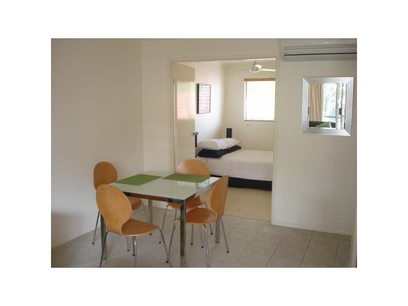 118/24 Lake Weyba Dr, Noosaville QLD 4566