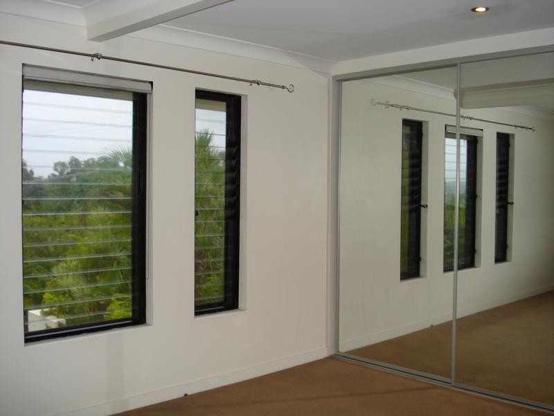 4 Arkana Dr, Noosa Heads QLD 4567