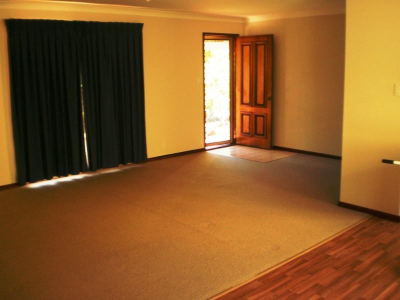 2 Outlook Dr, Tewantin QLD 4565