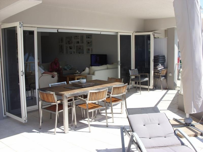 2/235 Gympie Tce, Noosaville QLD 4566