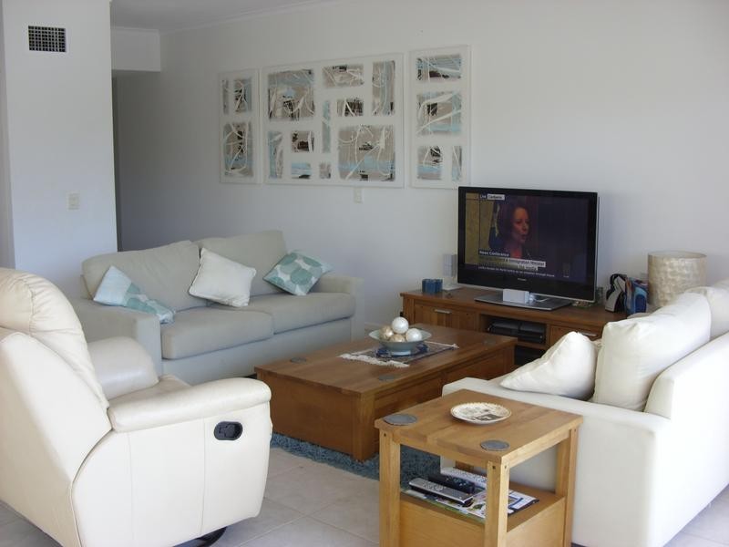 2/235 Gympie Tce, Noosaville QLD 4566