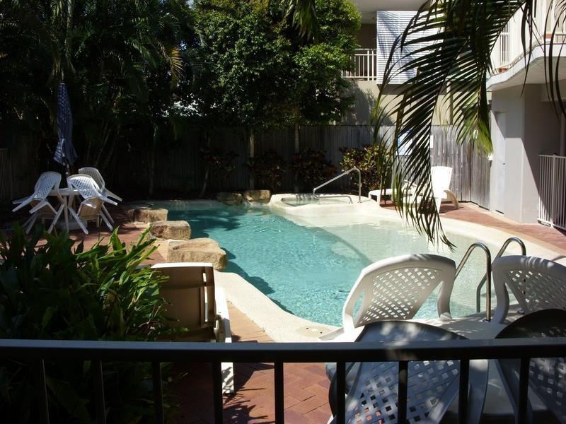 2/235 Gympie Tce, Noosaville QLD 4566